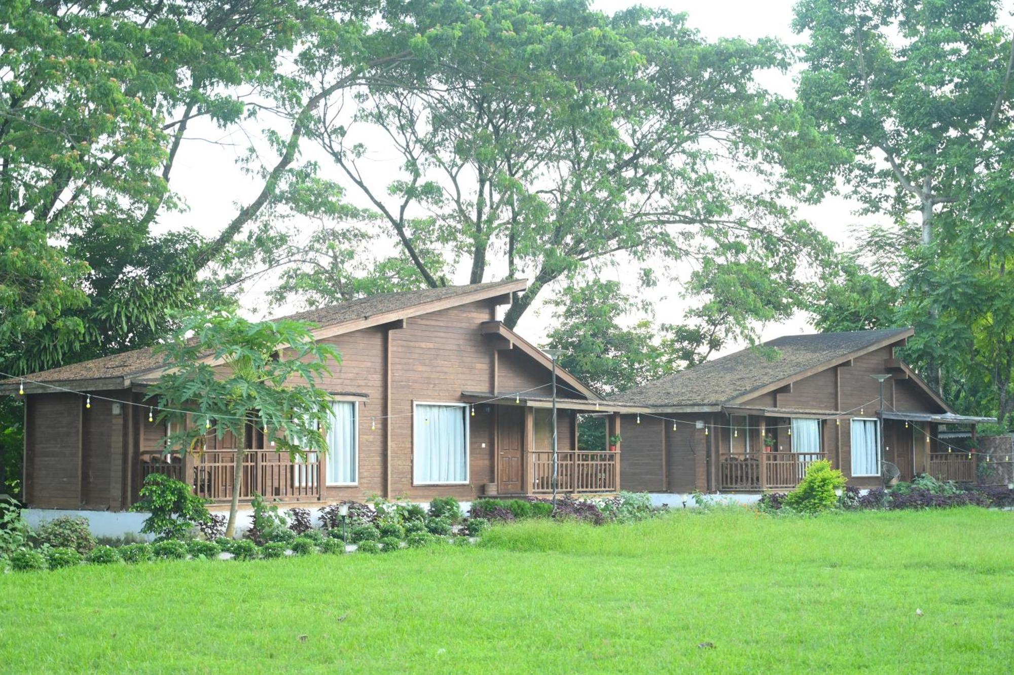 Jironi Resort Tezpur Ngoại thất bức ảnh